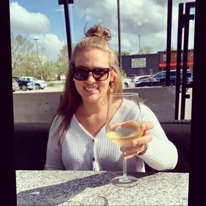 Meet your Posher, Lindsay